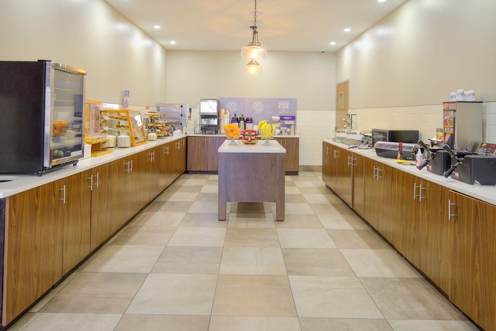 Clarion Pointe Downtown Gatlinburg Hotel Екстериор снимка