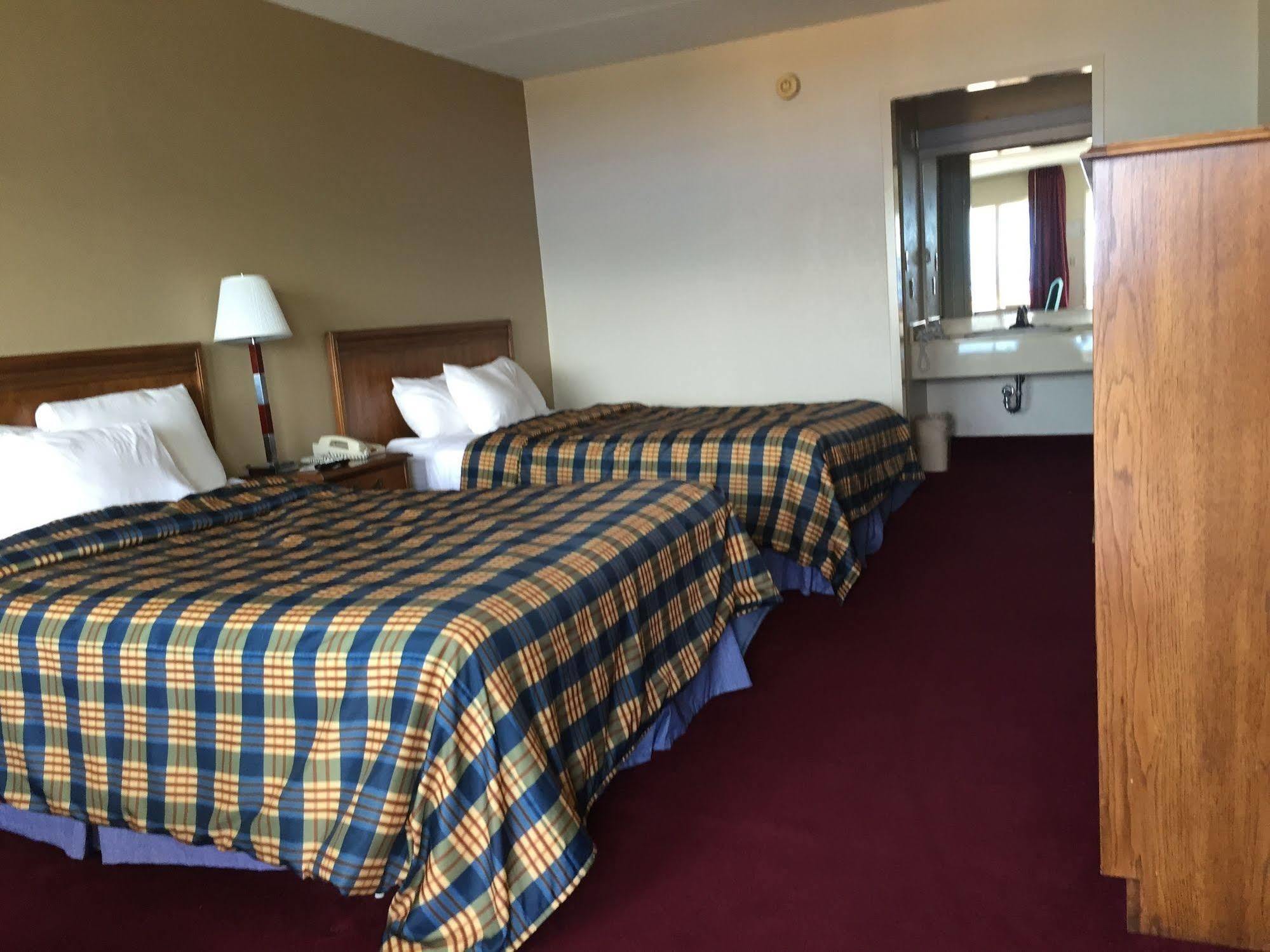 Clarion Pointe Downtown Gatlinburg Hotel Екстериор снимка