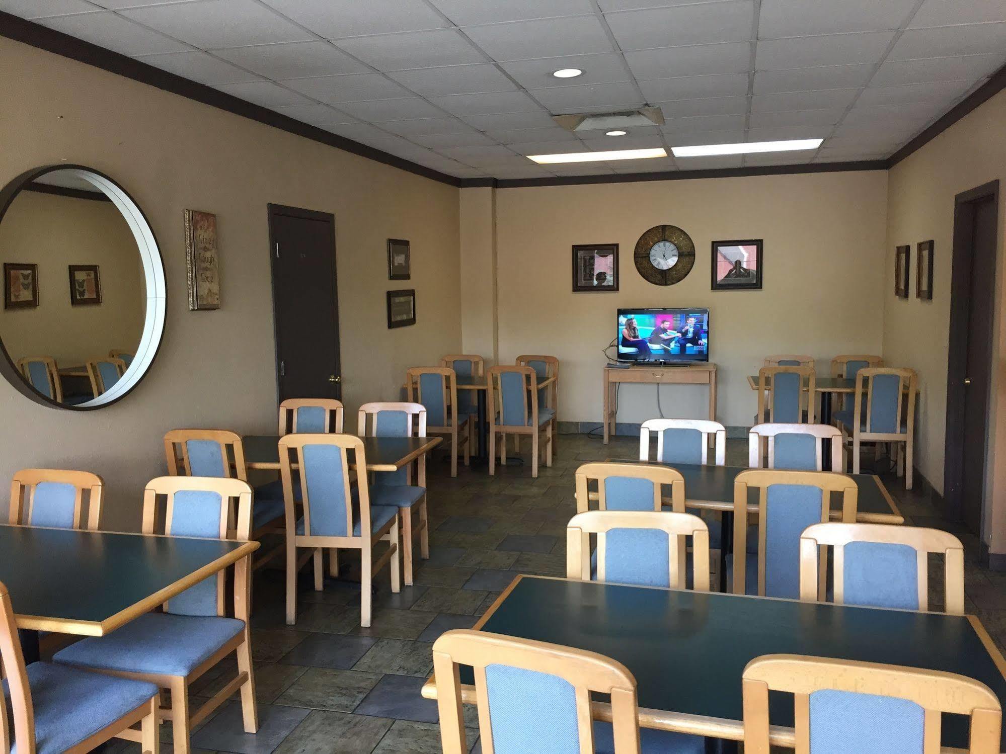 Clarion Pointe Downtown Gatlinburg Hotel Екстериор снимка